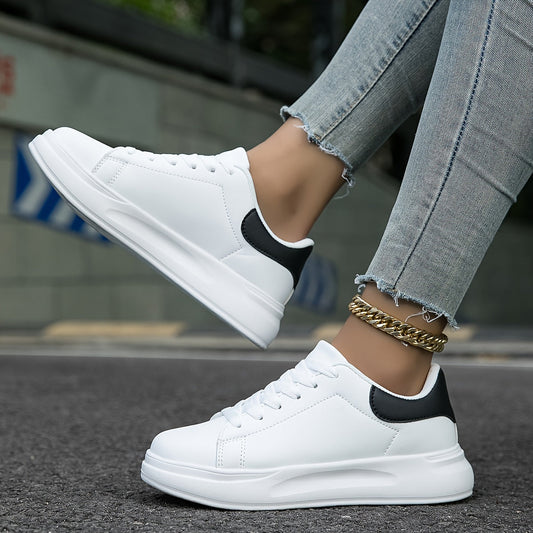 Techno - Damen Sneaker aus weißem Leder, Einfacher Look