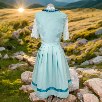 Yasmin - Bequemes, modisches Dirndl für Frauen