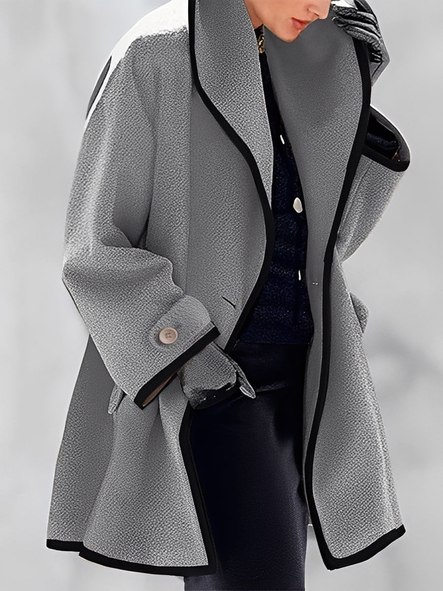 Mikayla - Warme Frauen-Wolljacke mit Kapuze