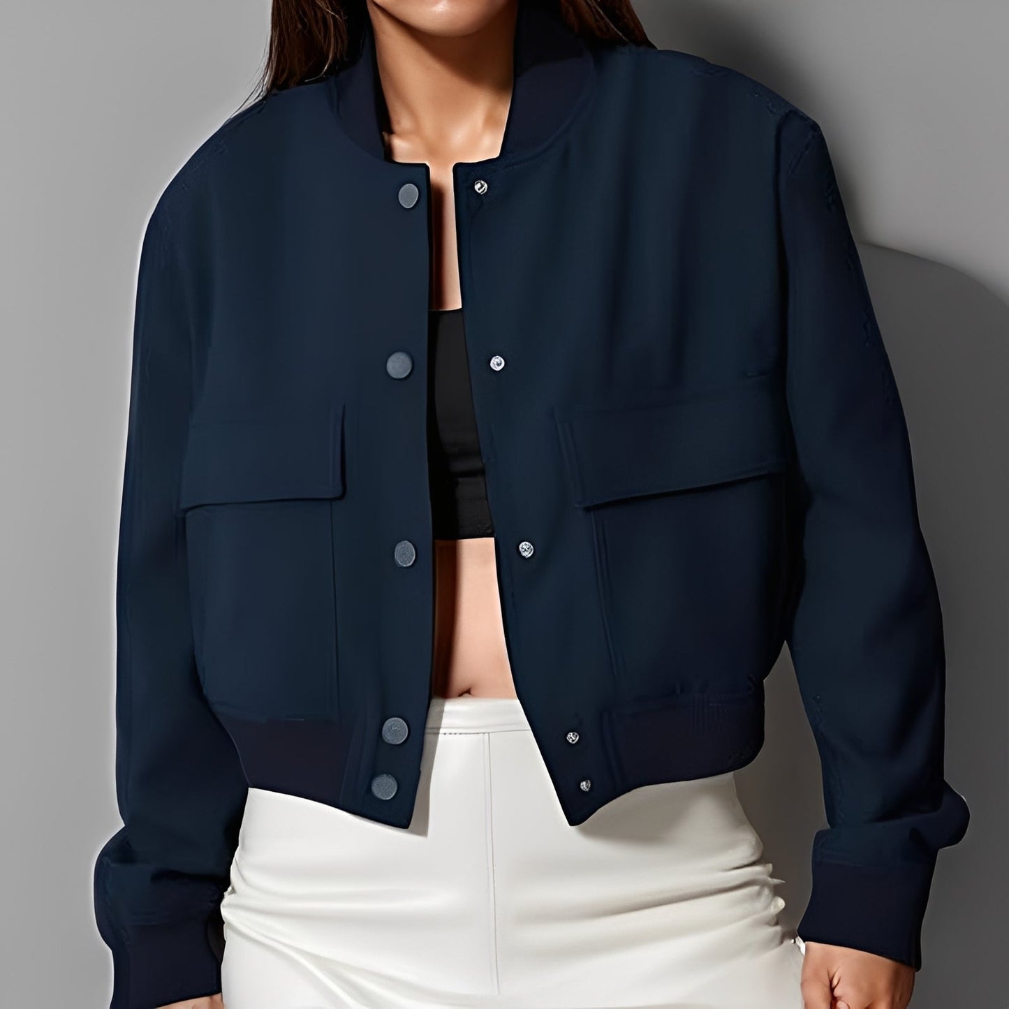 Marva - Bequeme und weite Frauenjacke mit großen Taschen