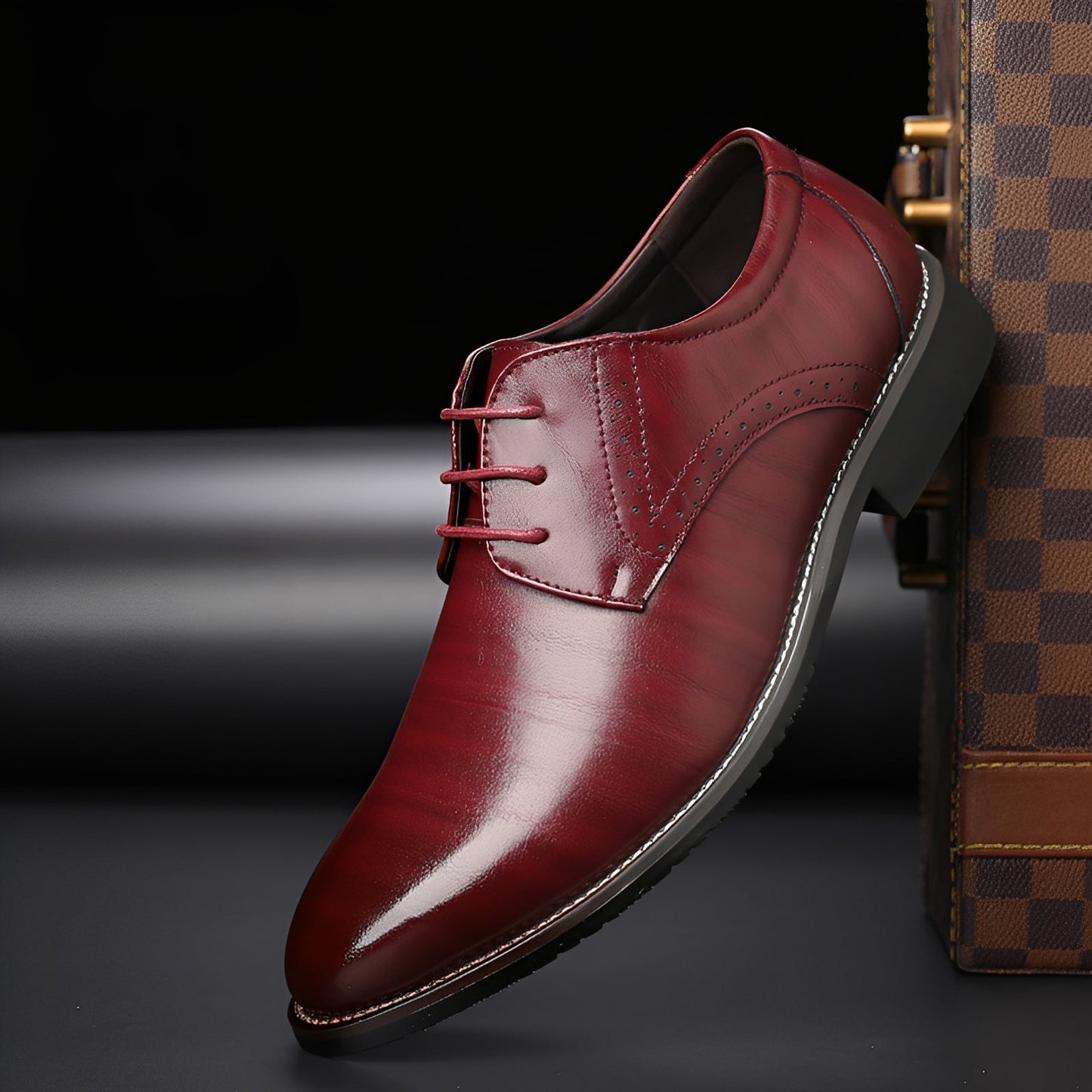 Desmond - Modische Lederschuhe mit Lochmuster für Herren