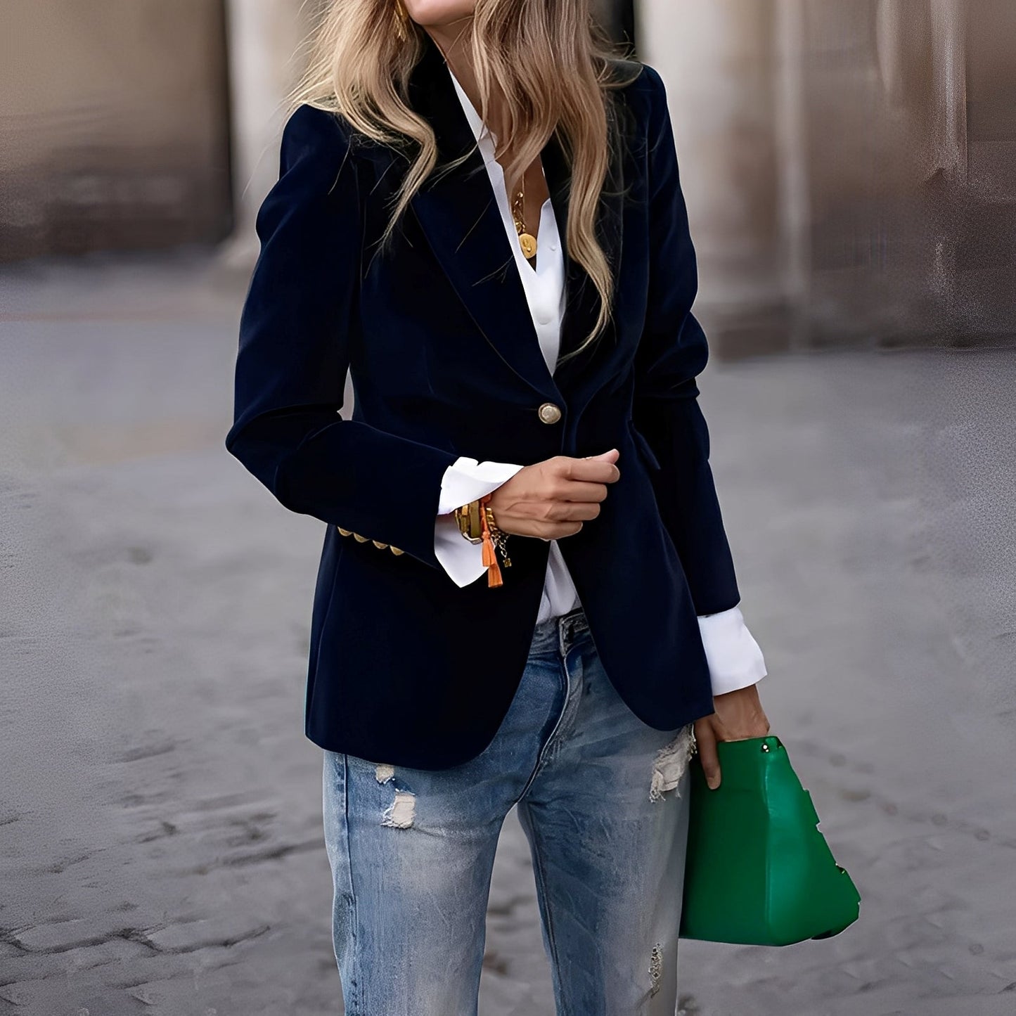 Alise - Eleganter, schmaler Damen-Samt-Blazer