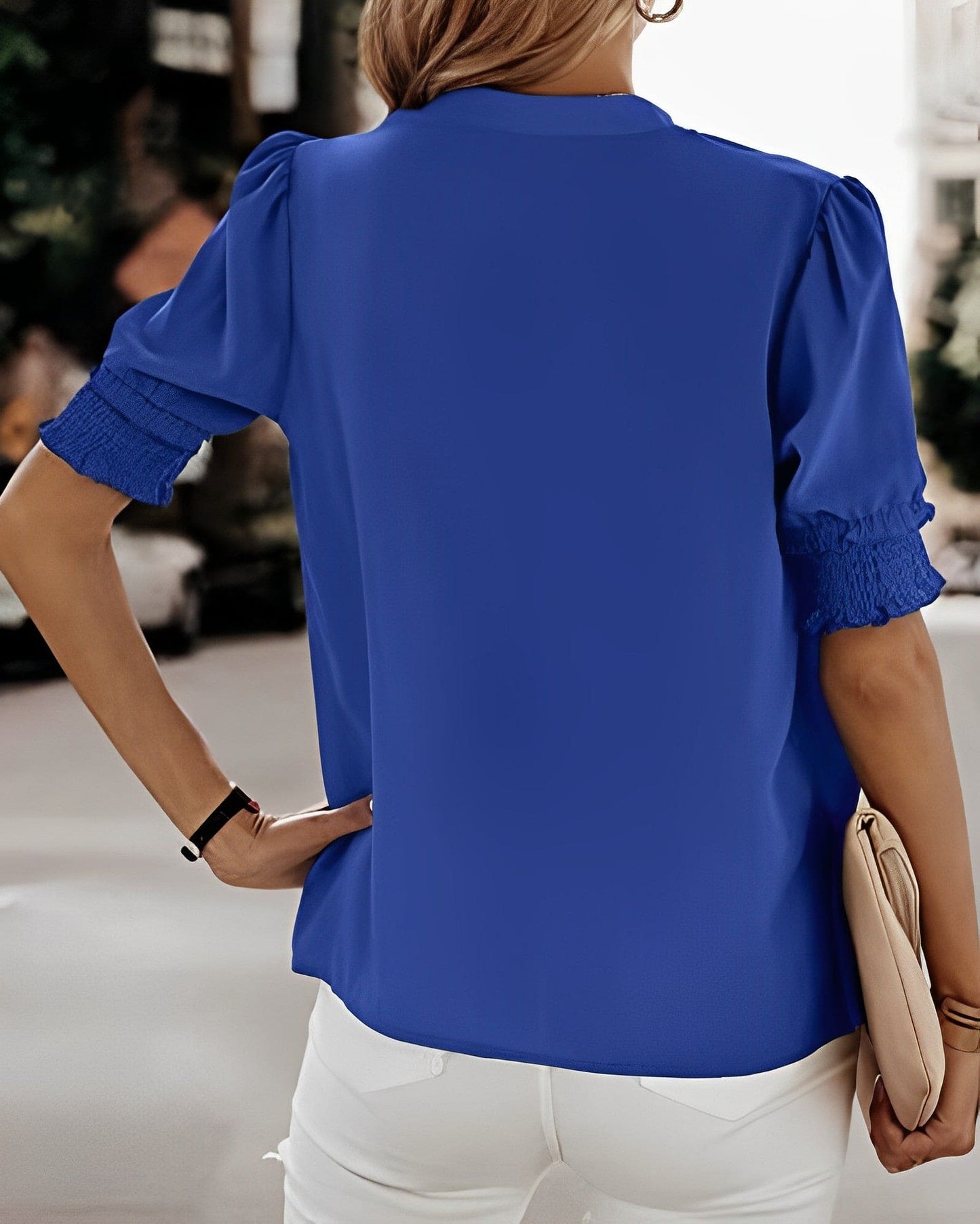Sophia – V-Ausschnitt Bluse mit Kurzen Ärmeln