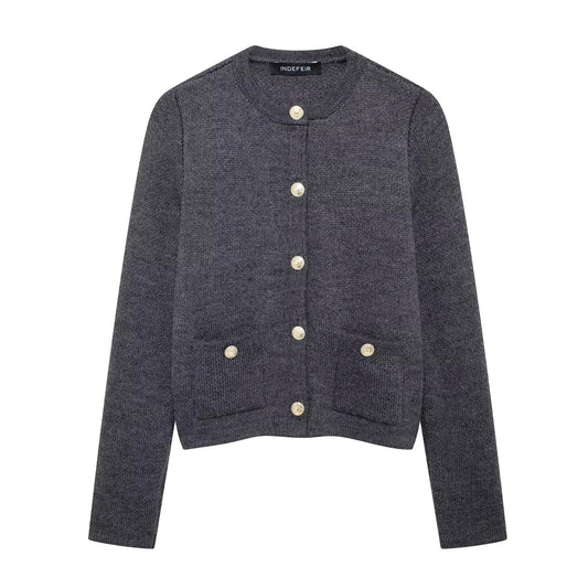 Zinnia - Bequeme Strickjacke mit goldenen Knöpfen für Frauen