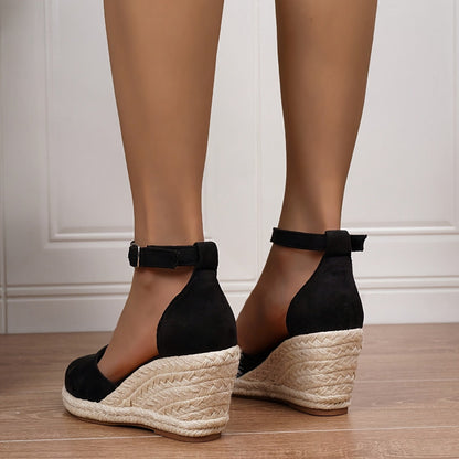Nadia – Flache Damensandalen mit Riemchen