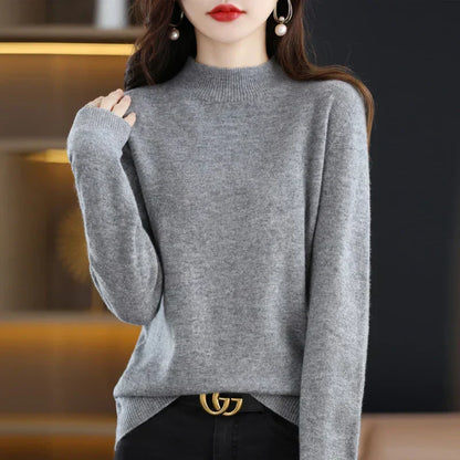 Carlotta – Stylischer Pullover mit Zopf-Muster