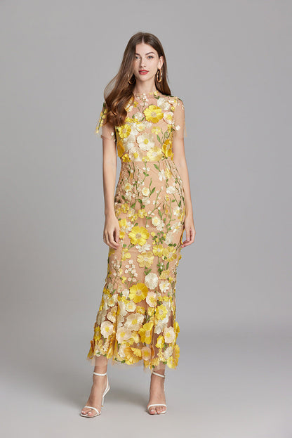 Elina – Besticktes ärmelloses langes Kleid