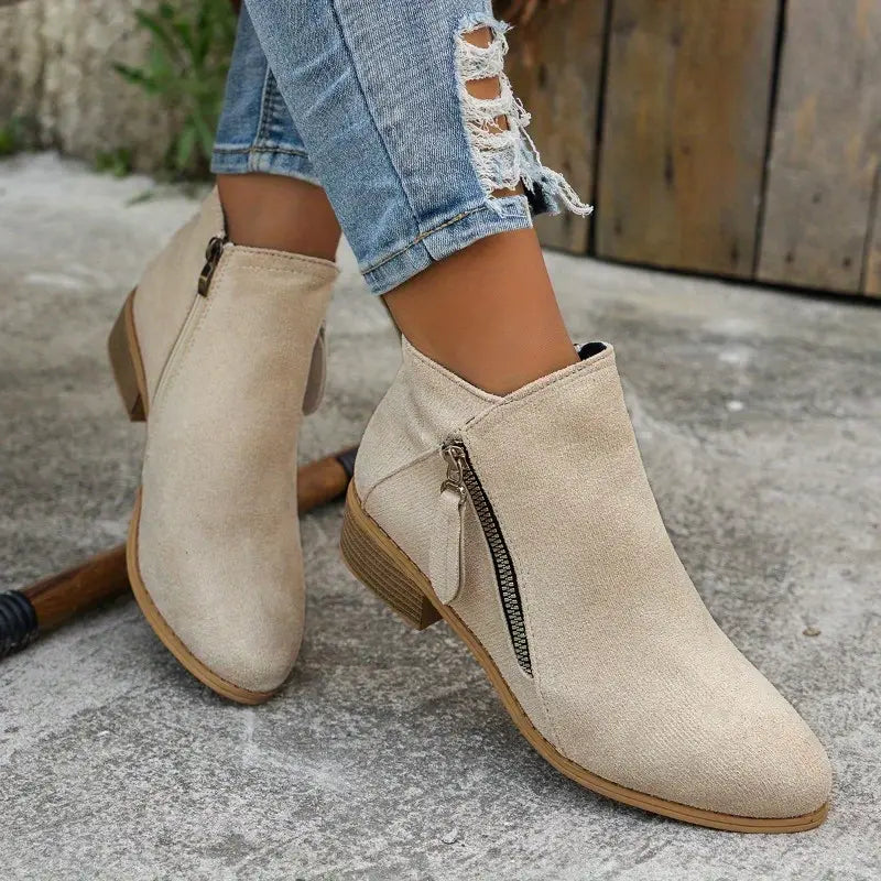 Klara – Stiefel mit Zipper