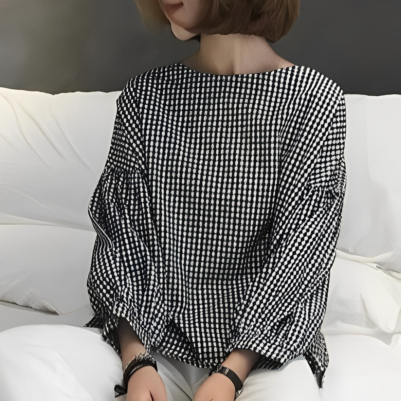 Tahlia - Weites Damenhemd mit Karos und schrägem Look