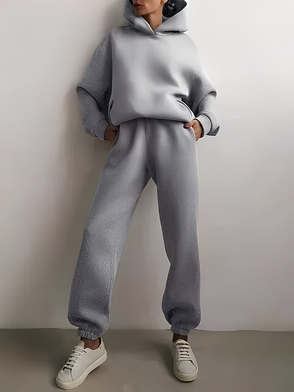 Adelia – Einfarbiges Hoodie-Set