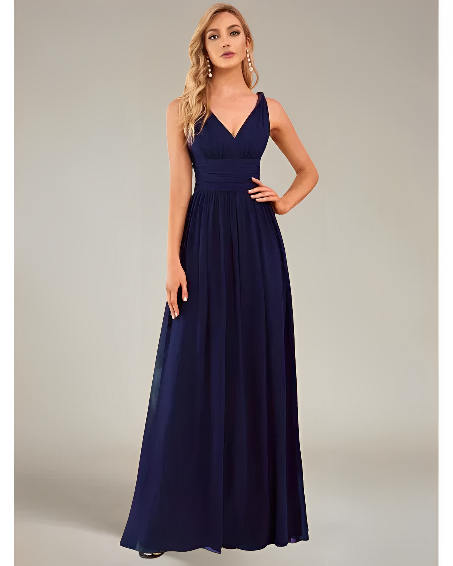 Estelle – Ärmelloses Kleid mit V-Ausschnitt